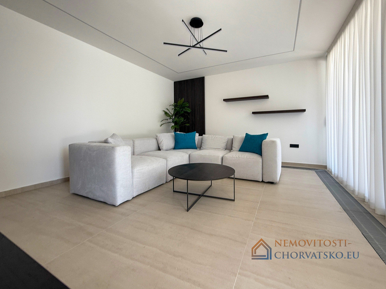 Prodej domu 227 m² s pozemkem 651 m² - Aanzicht 3