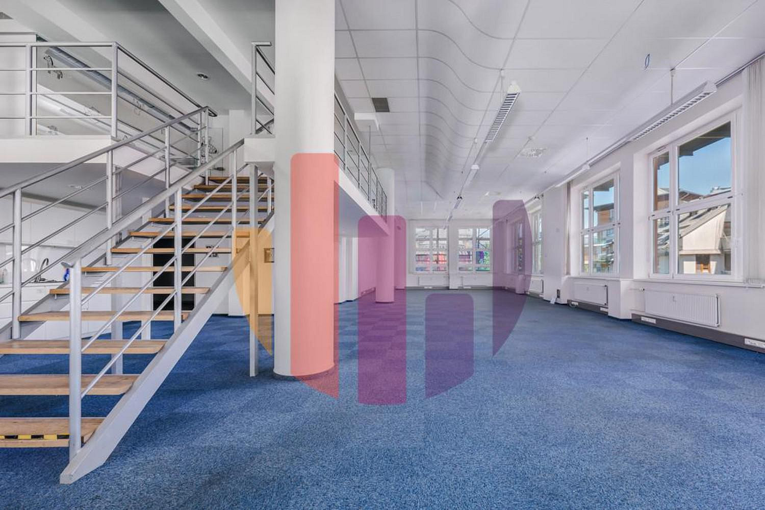 Pronájem kanceláře 700 m² — photo 4