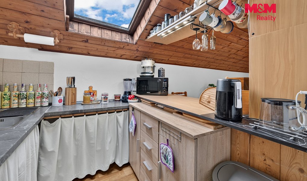 Prodej domu 190 m² s pozemkem 143 m², Kunžak – náhled fotky 13