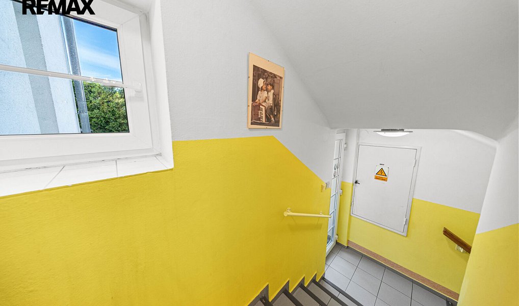 Prodej domu 361 m² s pozemkem 1 042 m², Kolín – náhled fotky 7