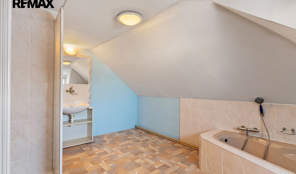 Prodej domu 428 m² s pozemkem 971 m², Chuchelna – náhled fotky 12