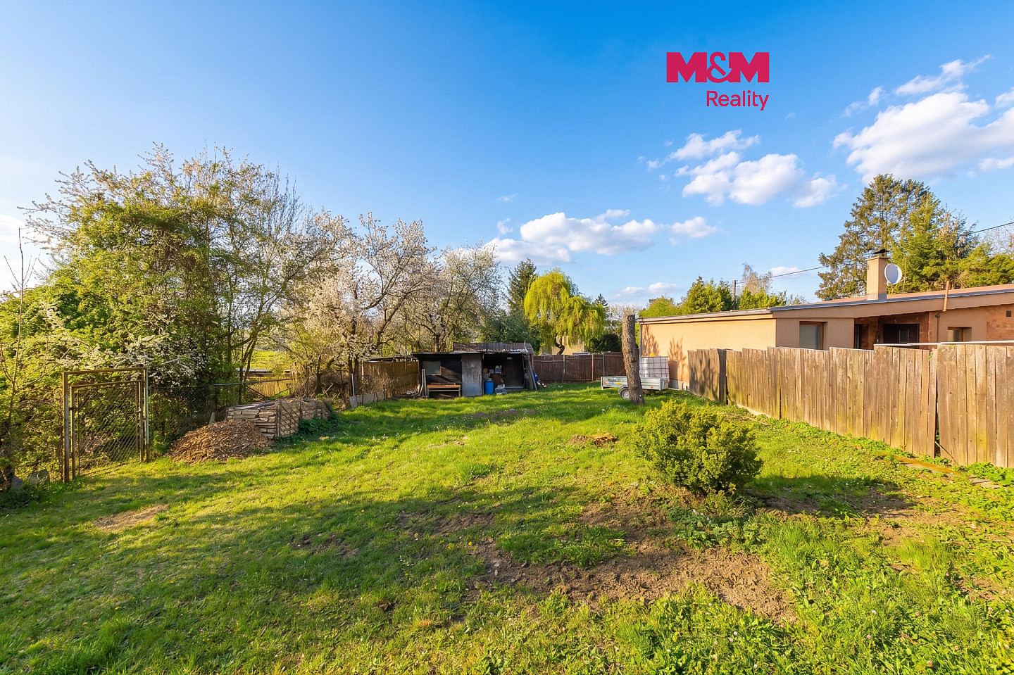 Prodej stavebního pozemku 460 m²