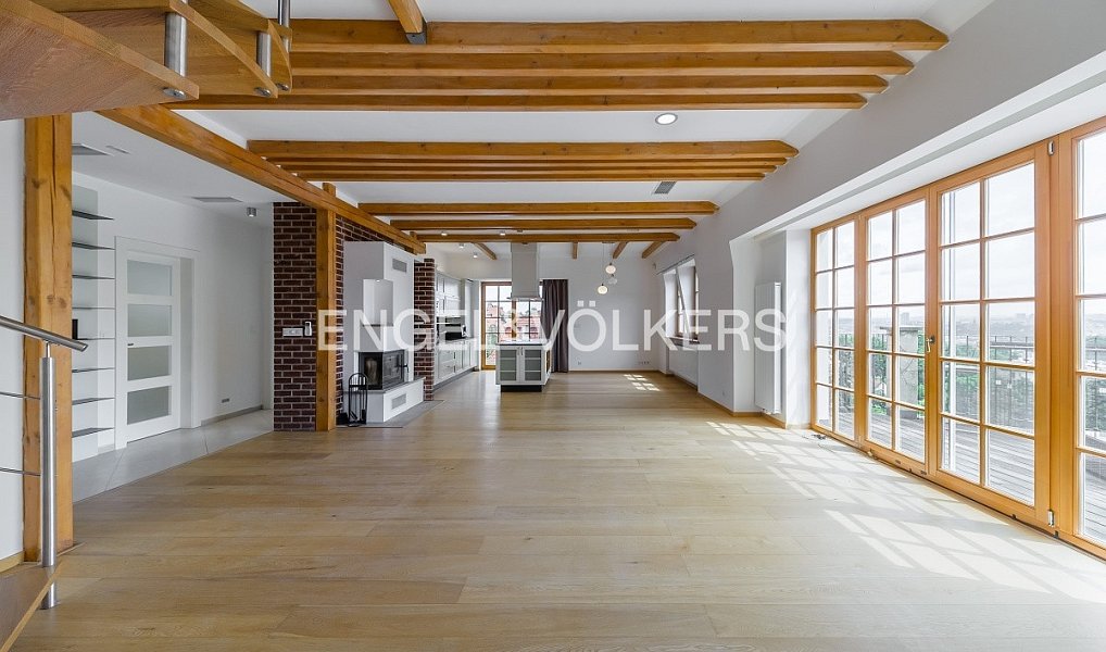 Pronájem bytu 4+kk 202 m², Praha – náhled fotky 2