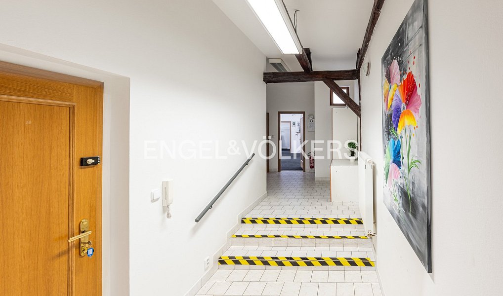 Pronájem kanceláře 123 m², Praha – náhled fotky 7