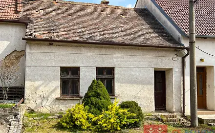Prodej domu 38 m² s pozemkem 215 m², Kadov, okres Znojmo