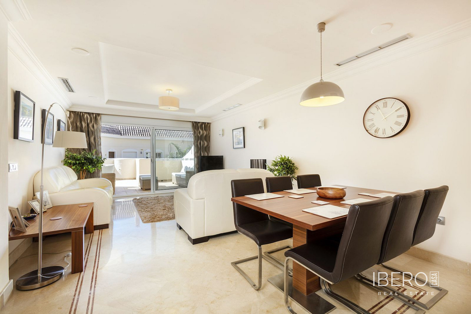 Piso 3+kk – Marbella, Nueva Andalucía - Más