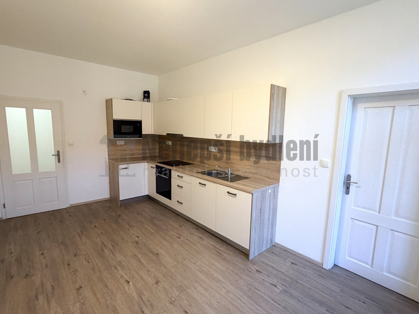 Prodej bytu 3+kk 70 m² — photo 2