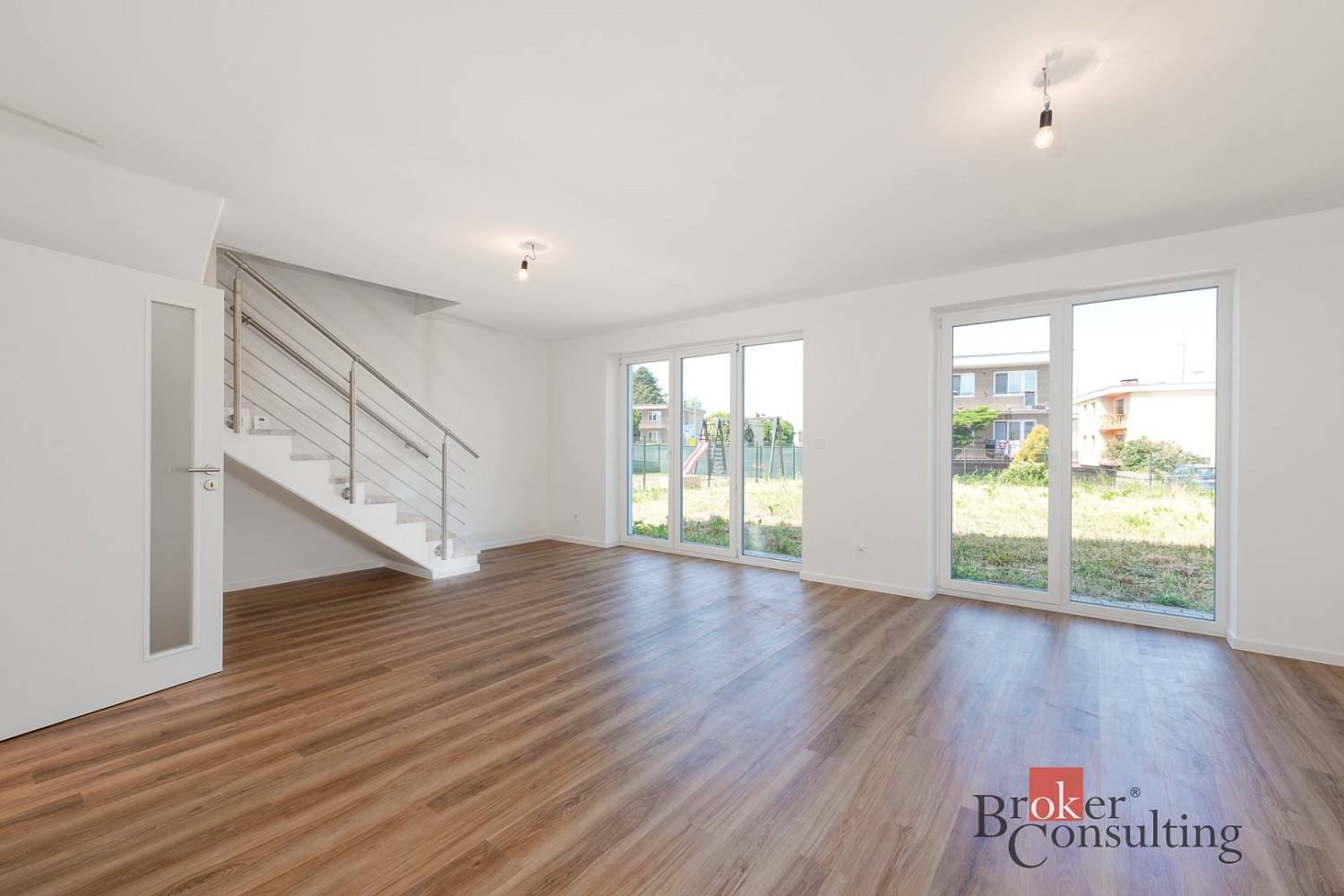 Prodej domu 127 m² s pozemkem 456 m² – fotografie 2