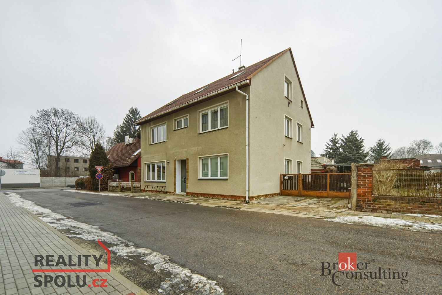 Prodej domu 395 m² s pozemkem 992 m²