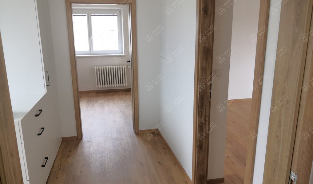 Pronájem bytu 3+kk 90 m², Hradec Králové – náhled fotky 21