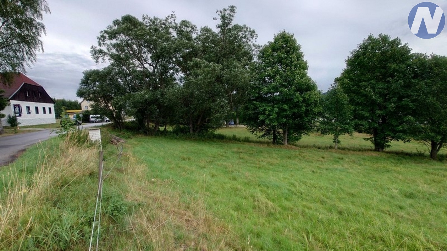 Prodej pozemku 6 664 m²