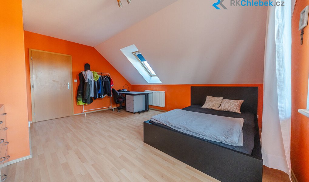 Prodej domu 268 m² s pozemkem 1 080 m², Kravaře – náhled fotky 17