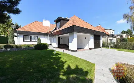 Pronájem domu 417 m² s pozemkem 1 208 m², Ke hrádku, Praha 4 - Kunratice