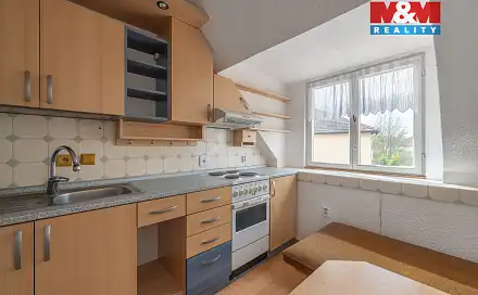 Prodej domu 300 m² s pozemkem 717 m², U Stadionu, Uherské Hradiště
