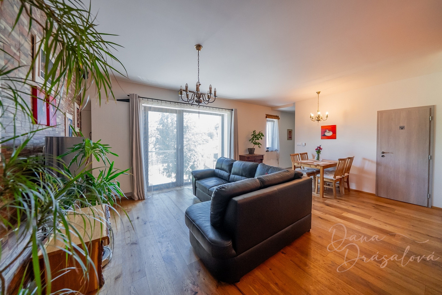 Prodej bytu 4+kk 99 m² – fotografie 3