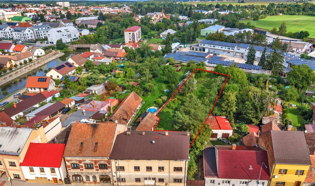 Prodej domu 310 m² s pozemkem 1 757 m², Chlumec nad Cidlinou – náhled fotky 2