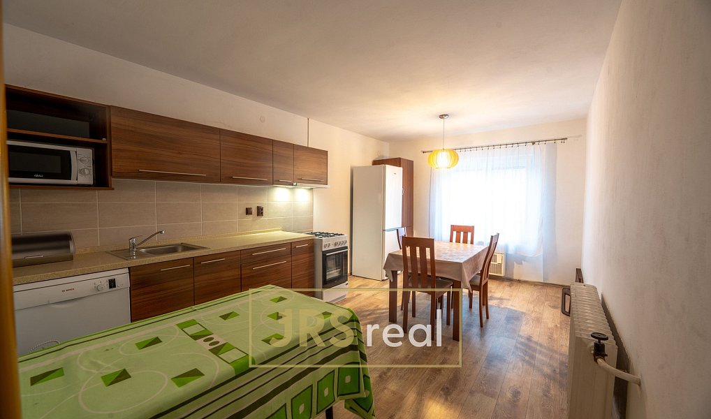 Prodej domu 226 m² s pozemkem 1 446 m², Moravany – náhled fotky 8