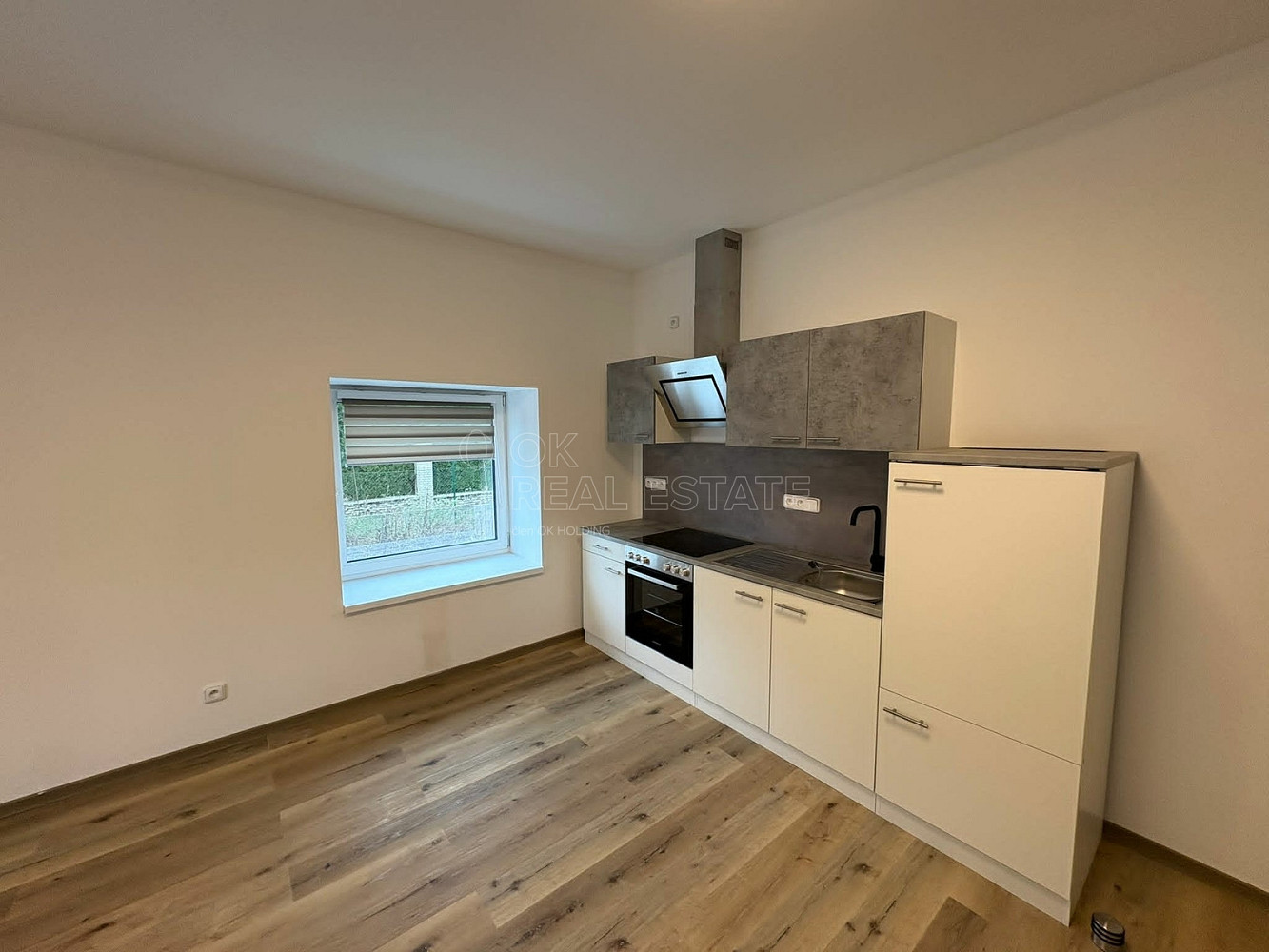Pronájem bytu 1+kk 46 m² — photo 2