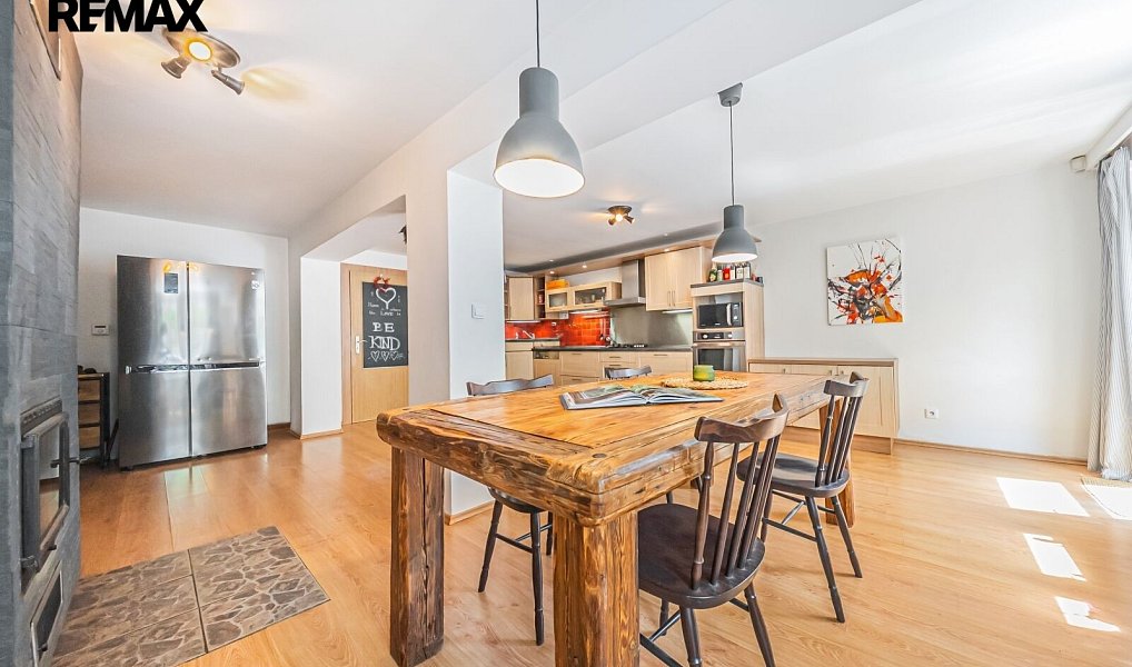 Prodej domu 190 m² s pozemkem 598 m², Braškov – náhled fotky 4