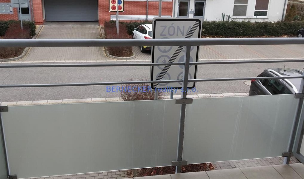 Pronájem bytu 1+kk 30 m², Hradec Králové – náhled fotky 7