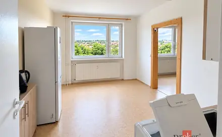 Prodej bytu 1+1 35 m², Úvalská, Karlovy Vary - Drahovice