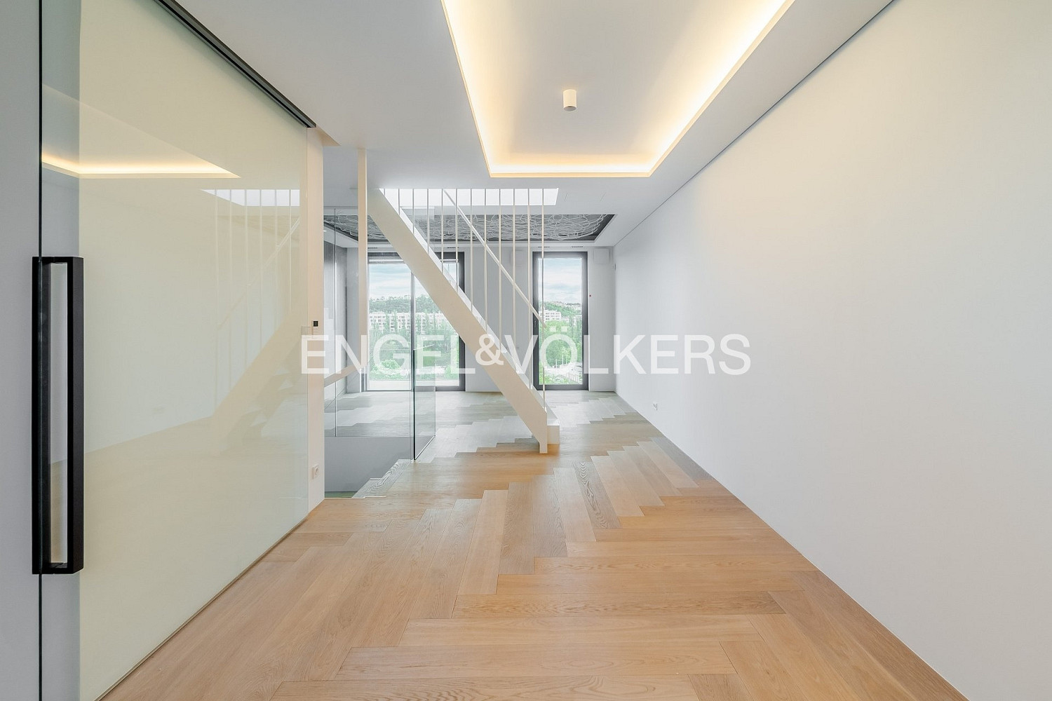 Pronájem bytu 3+kk 96 m² — photo 4