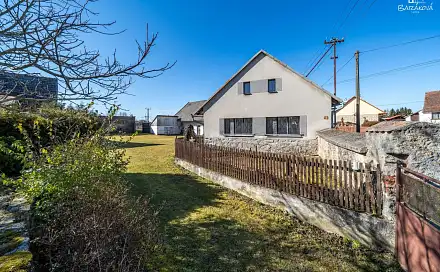 Prodej domu 98 m² s pozemkem 2 582 m², Kozlovice, okres Plzeň-Jih