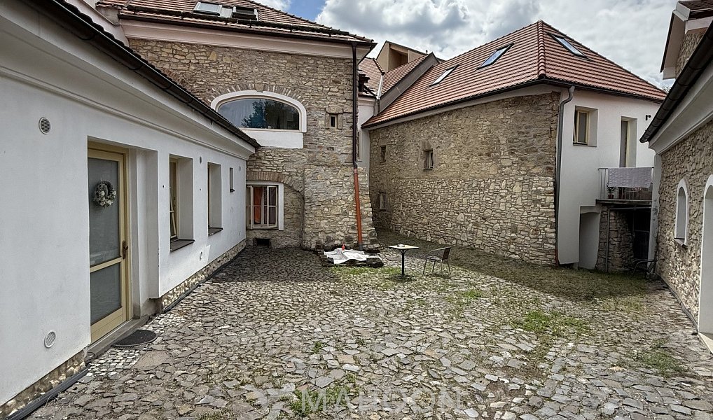 Prodej bytu 1+kk 25 m², Slaný – náhled fotky 15