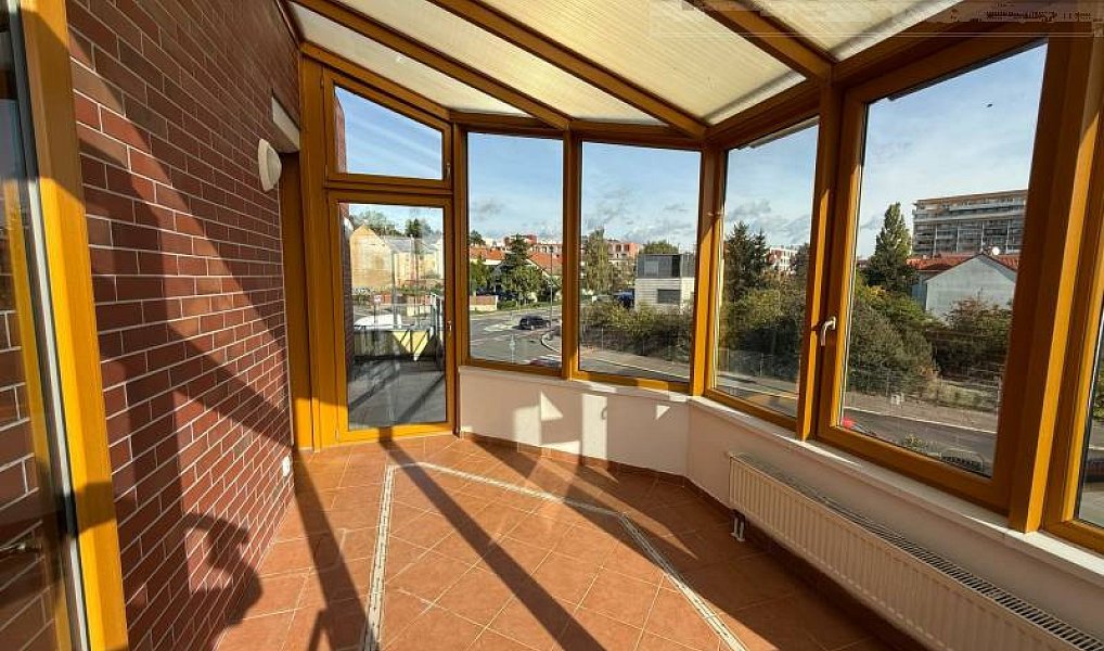 Pronájem bytu 3+kk 90 m², Praha – náhled fotky 4