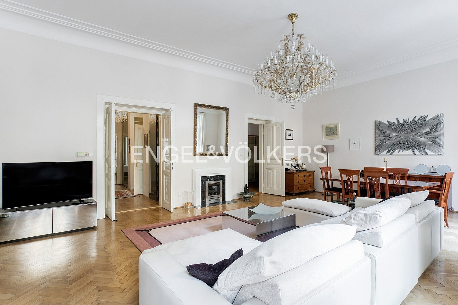 Pronájem bytu 3+1 125 m² – fotografie 3