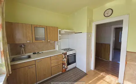 Prodej bytu 3+1 78 m², Nádražní, Krnov - Pod Bezručovým vrchem, okres Bruntál