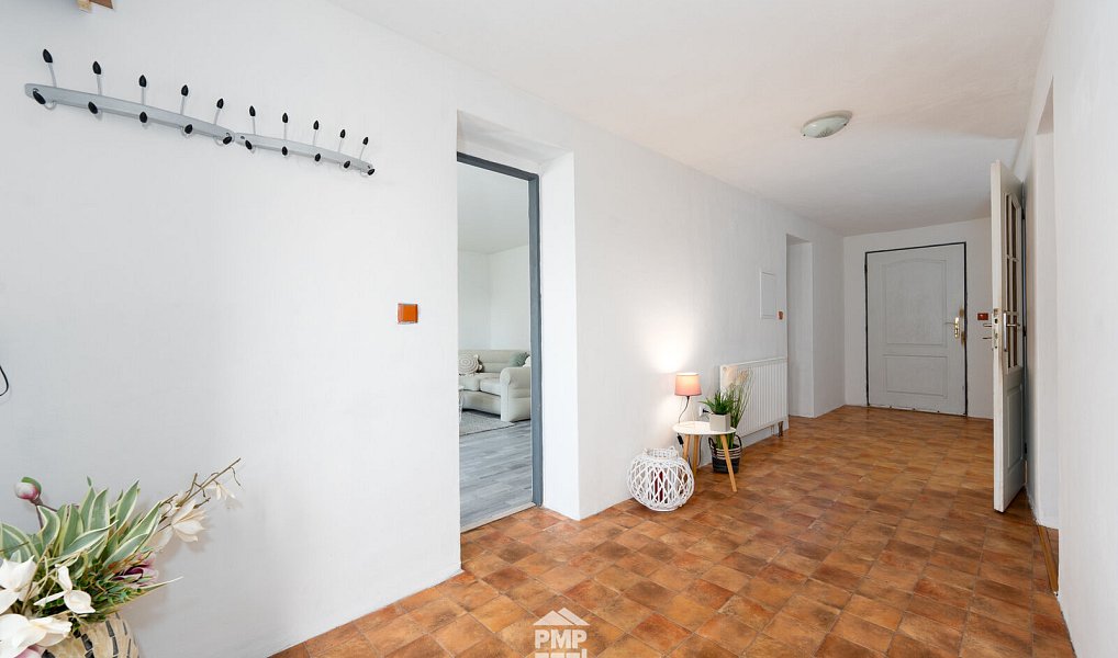 Prodej domu 238 m² s pozemkem 1 218 m², Malešovice – náhled fotky 11