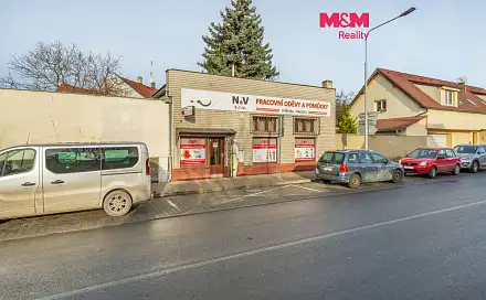 Prodej obchodních prostor 87 m², Velvarská, Kladno - Švermov