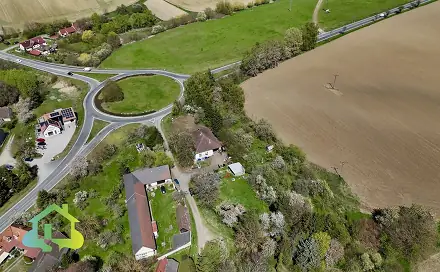 Prodej stavebního pozemku 1 000 m², Opařany - Oltyně, okres Tábor