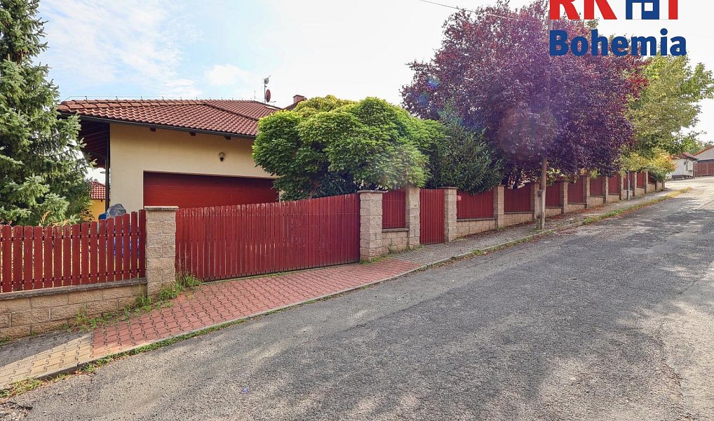 Prodej domu 309 m² s pozemkem 1 162 m², Úvaly – náhled fotky 30