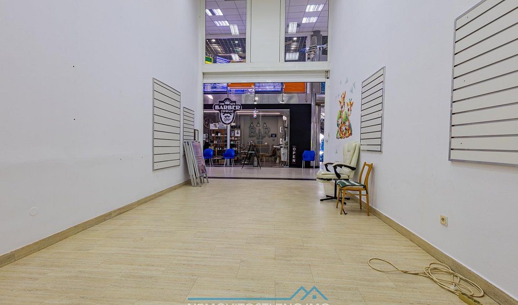 Pronájem obchodních prostor 27 m², Chvalovice – náhled fotky 7