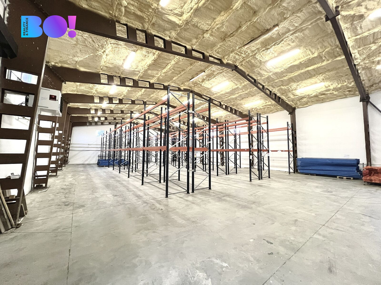 Pronájem skladovacích prostor 300 m² – fotografie 5