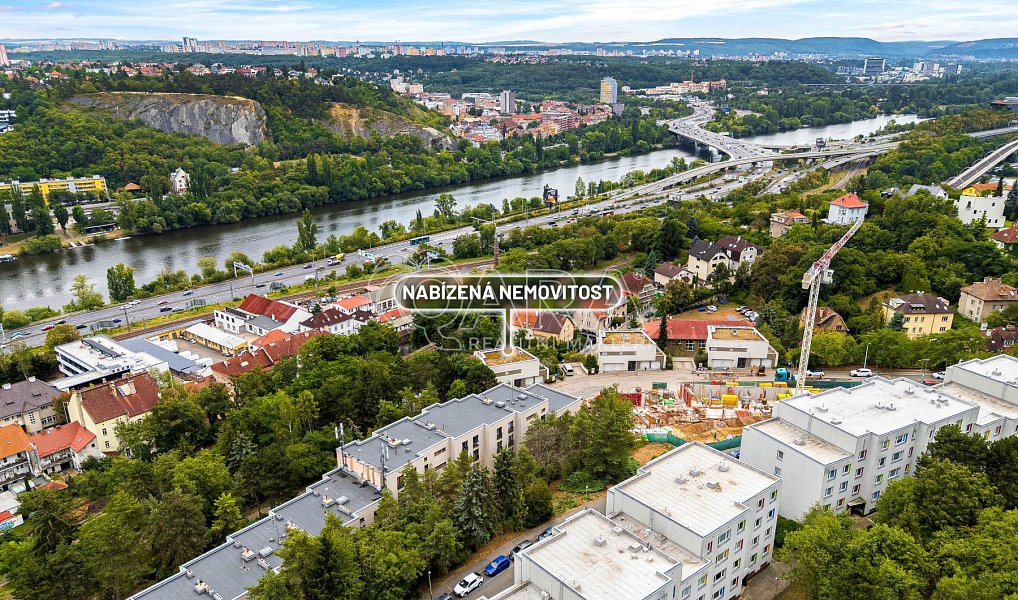 Prodej bytu 3+kk 111 m², Praha – náhled fotky 2