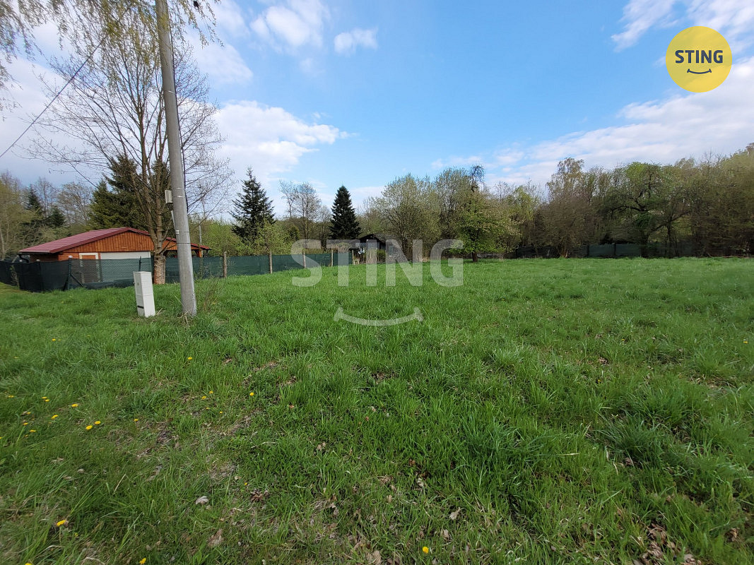 Prodej stavebního pozemku 853 m² – fotografie 4