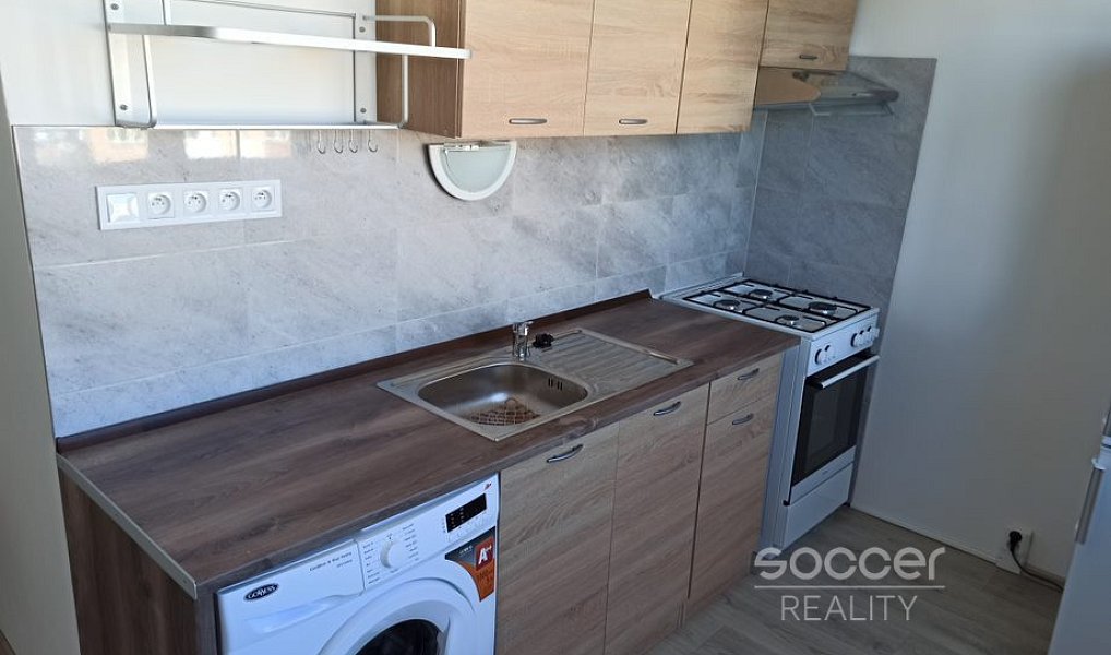 Pronájem bytu 2+1 52 m², Kadaň – náhled fotky 4