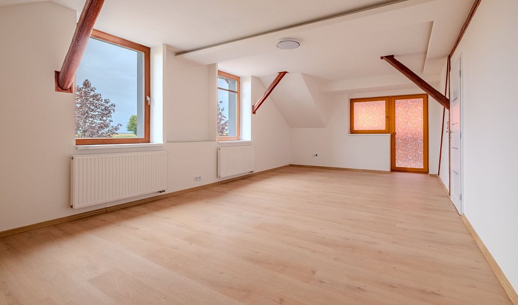 Prodej domu 181 m² s pozemkem 656 m², Vrbčany – náhled fotky 15
