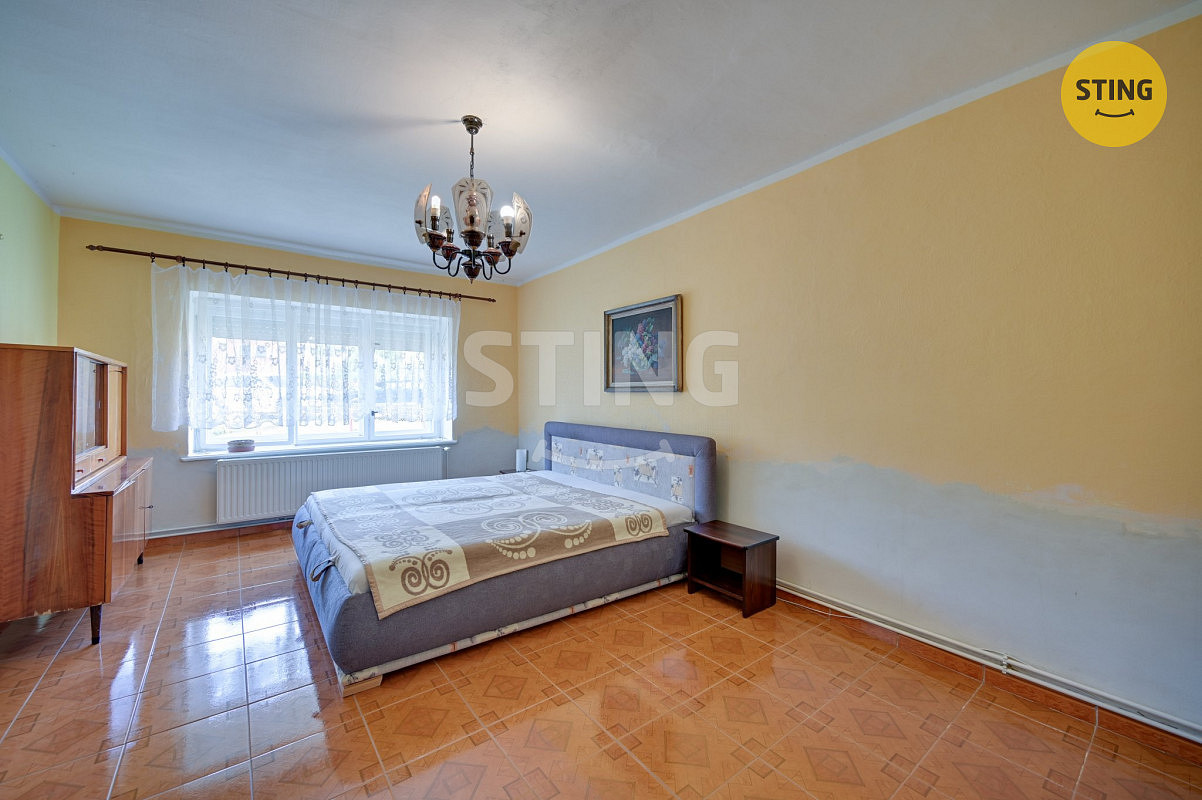 Prodej domu 201 m² s pozemkem 458 m² – fotografie 4
