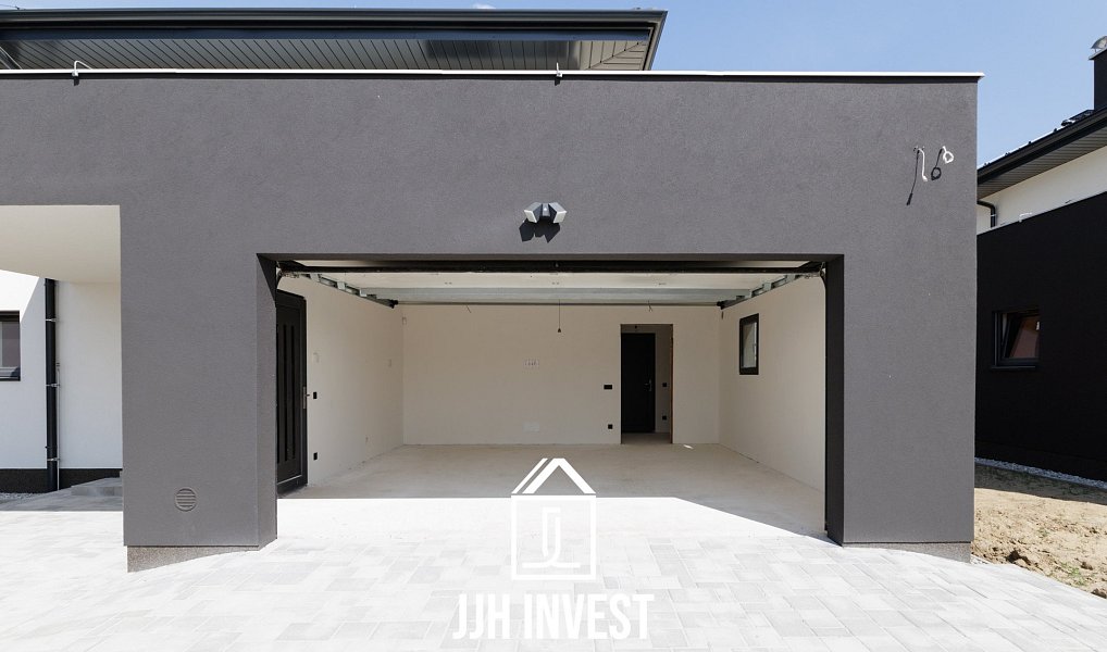 Prodej domu 212 m² s pozemkem 821 m², Vysoký Újezd – náhled fotky 23