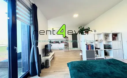 Pronájem bytu 1+kk 38 m², U boroviček, Praha 6 - Řepy