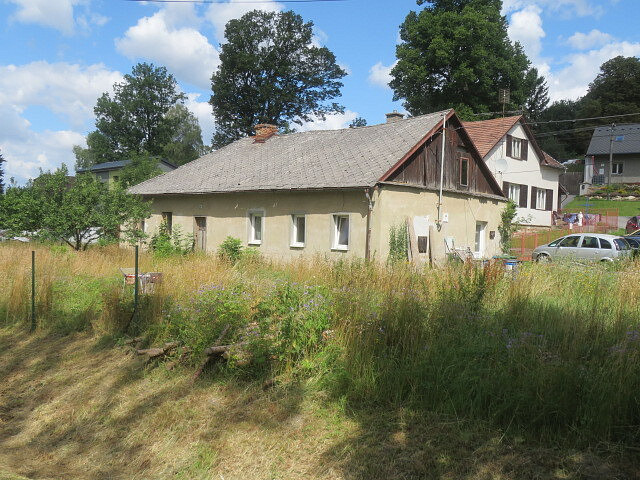Dražba domu 153 m² s pozemkem 989 m²