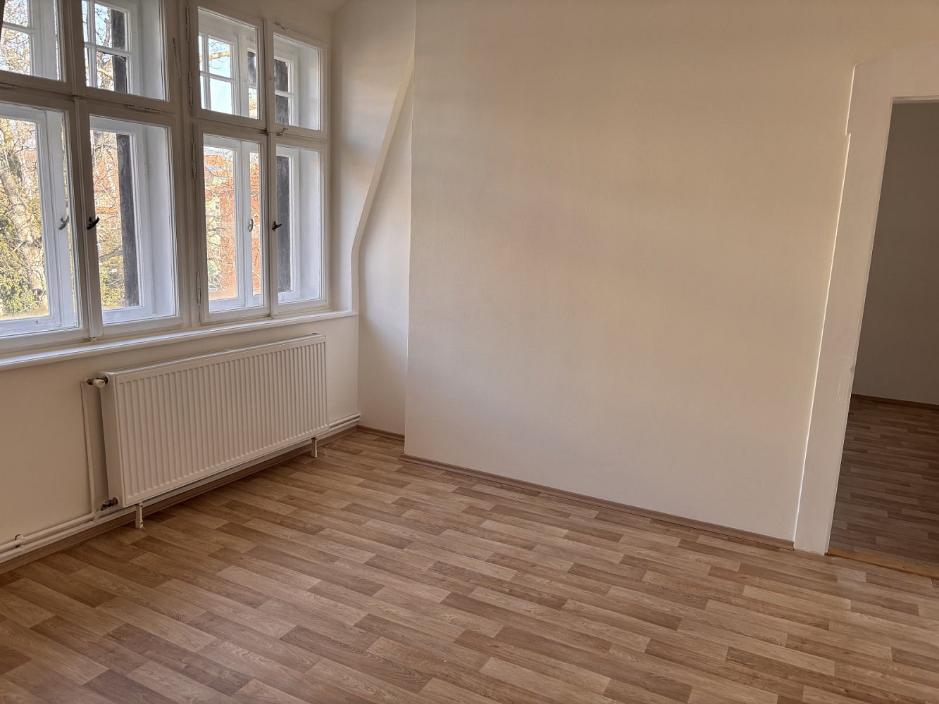 Pronájem bytu 3+1 100 m² – pohled 5