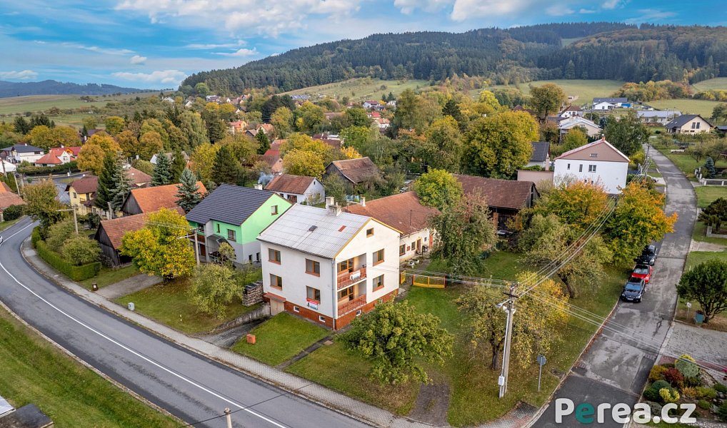 Prodej domu 251 m² s pozemkem 1 060 m², Valašské Klobouky – náhled fotky 2