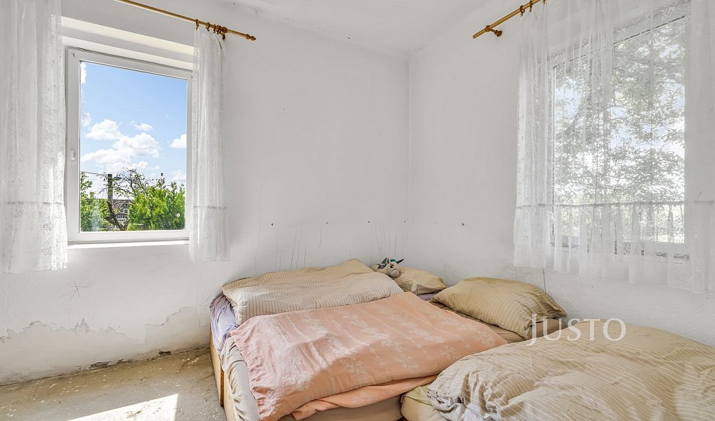 Prodej domu 180 m² s pozemkem 1 758 m², Železný Brod – náhled fotky 17