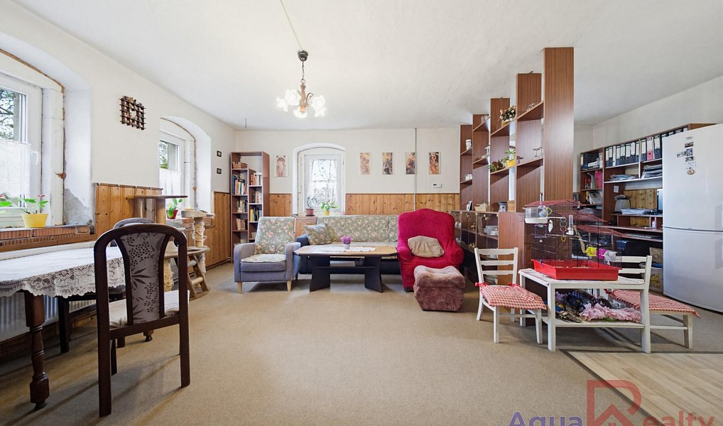 Prodej domu 330 m² s pozemkem 1 180 m², Stanovice – náhled fotky 4