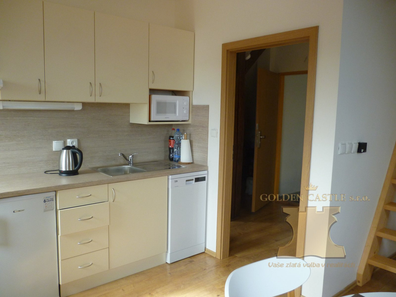 Pronájem bytu 2+kk 44 m² – fotografie 2